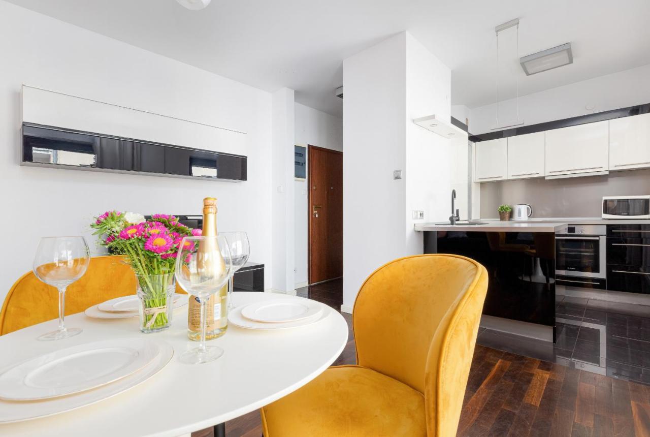 Residence On Wspolna Str. Apartment Warsaw By Renters エクステリア 写真