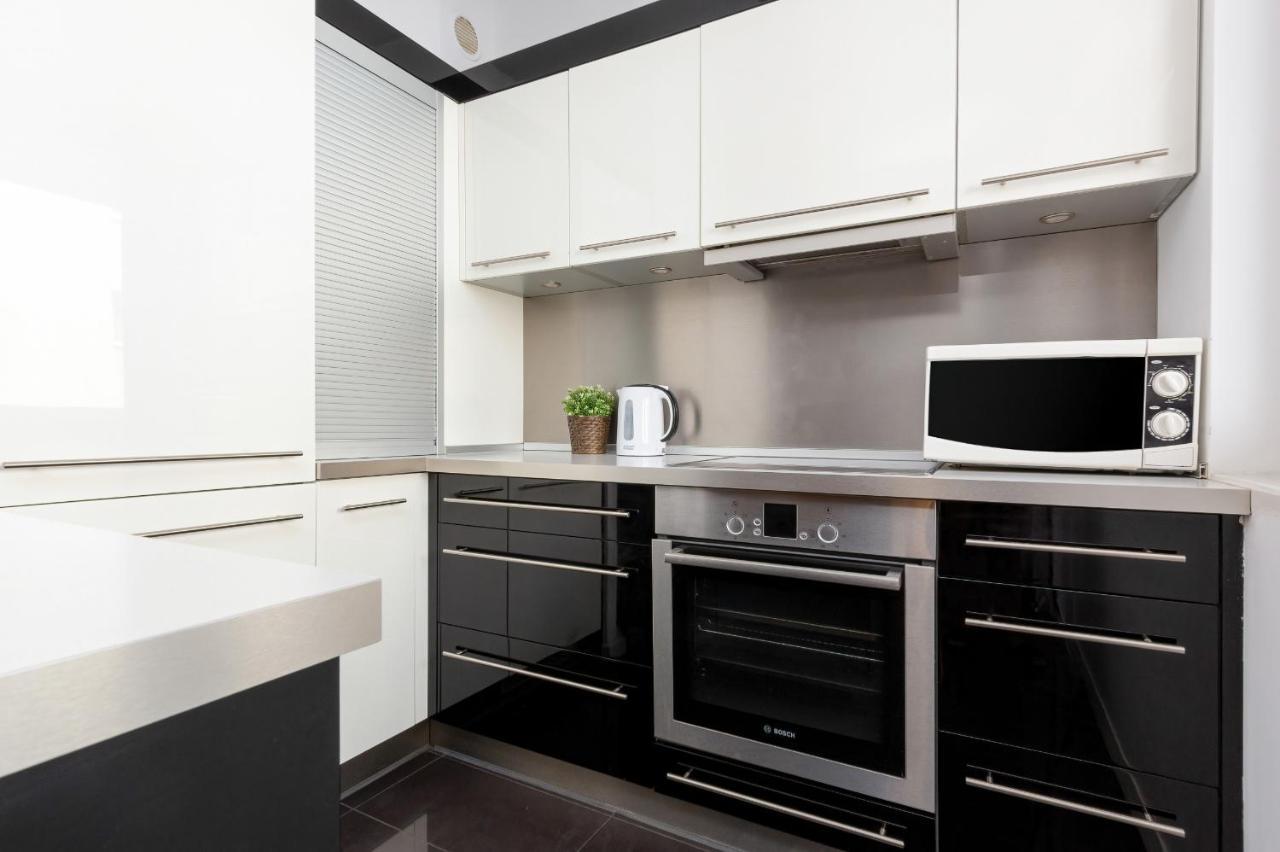 Residence On Wspolna Str. Apartment Warsaw By Renters エクステリア 写真