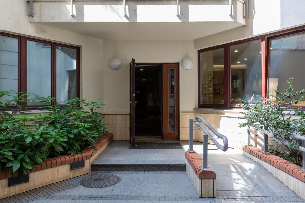 Residence On Wspolna Str. Apartment Warsaw By Renters エクステリア 写真